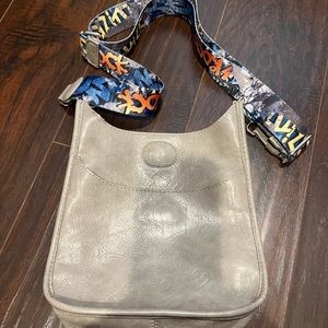 Vegan leather Messenger bag with detachable strap